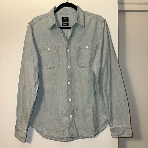 GAP Denim Small Button Down Long Sleeve Tunic Length Womens Blue Jean Shirt NWT - Picture 1 of 7